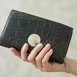 Liz Claiborne New York Large Reptile Print Leather Wallet in Dark Brown - NWOT
